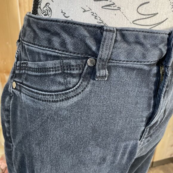 1822 Denim Jeans Women's 10 Black Dark Wash Mid Rise Skinny Jeans - Picture 4 of 10